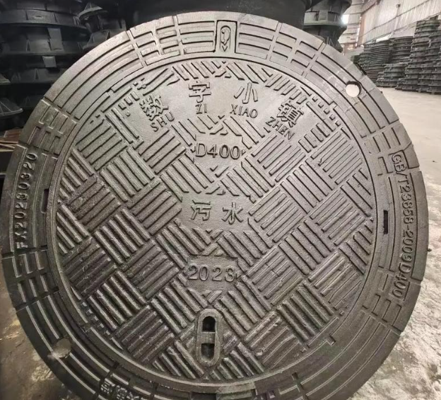 江西球墨铸铁防沉降井盖展示